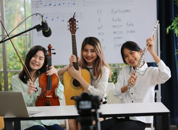 student person learning classical music with online class live streaming media video, musical class